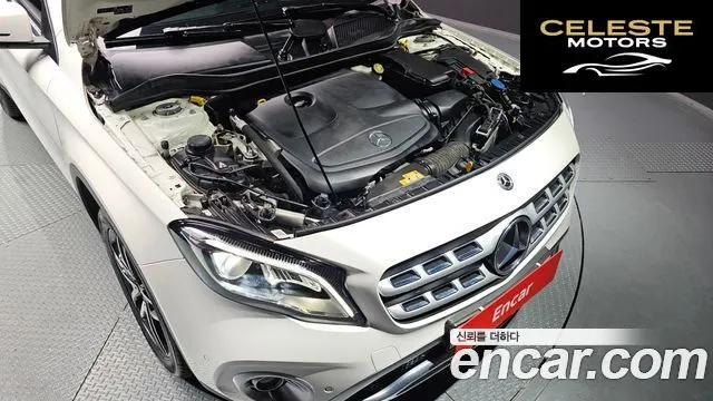 MERCEDES BENZ GLA-Classe X156 GLA220 Premium 2019 — photo 6 sur 26