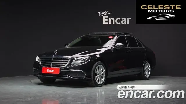 MERCEDES BENZ E-Classe W213 E300 4MATIC Exclusive 2017 — photo 1 sur 20