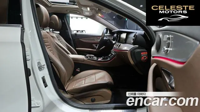 MERCEDES BENZ E-Classe W213 E200 Avantgarde 2018 — photo 11 sur 20