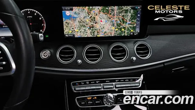 MERCEDES BENZ E-Classe W213 E300 Avantgarde 2020 — photo 14 sur 20