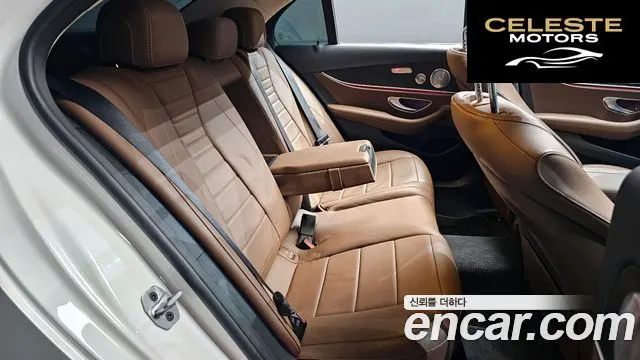MERCEDES BENZ E-Classe W213 E300 Avantgarde 2020 — photo 12 sur 20