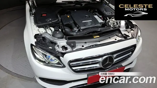 MERCEDES BENZ E-Classe W213 E300 Avantgarde 2020 — photo 6 sur 20