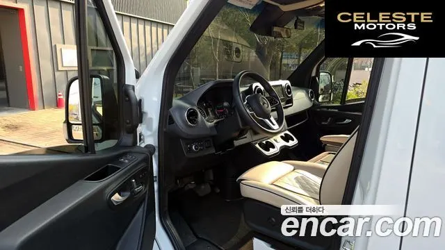 MERCEDES BENZ 2.0 2024 — photo 11 sur 20