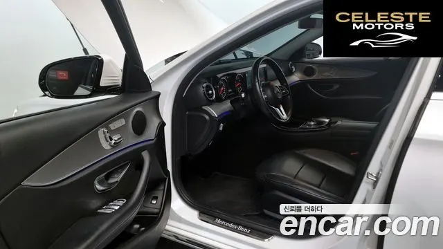 MERCEDES BENZ E-Classe W213 E300 Avantgarde 2019 — photo 11 sur 20