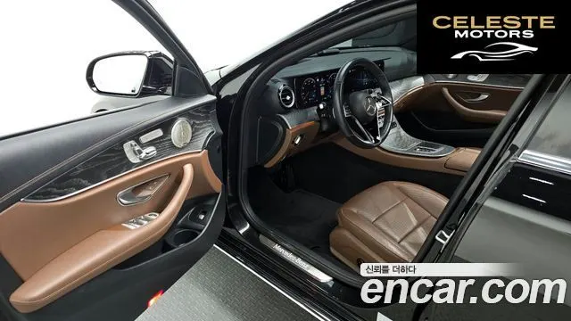 MERCEDES BENZ E-Classe W213 E350 4MATIC Exclusive 2023 — photo 11 sur 20