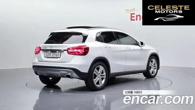MERCEDES BENZ GLA-Classe X156 GLA200 d 2016 — photo 2 sur 26