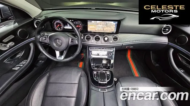 MERCEDES BENZ E-Classe W213 E200 Avantgarde 2018 — photo 7 sur 20