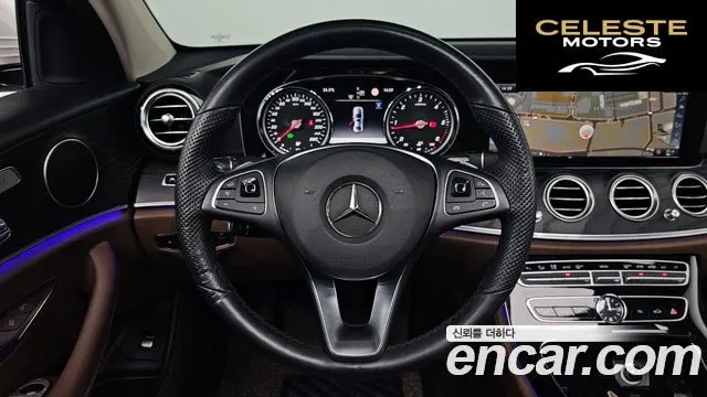 MERCEDES BENZ E-Classe W213 E220d Avantgarde 2018 — photo 13 sur 20