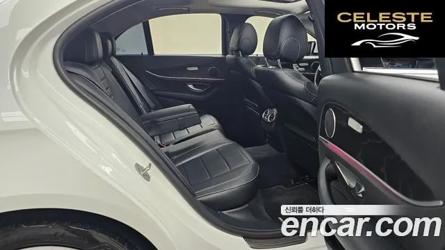 MERCEDES BENZ E-Classe W213 E300 Avantgarde 2017 — photo 12 sur 20