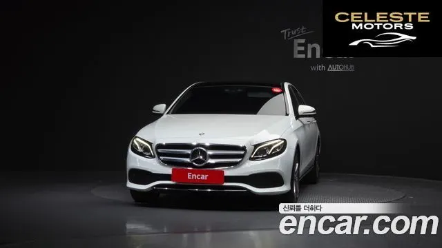 MERCEDES BENZ E-Classe W213 E300 Avantgarde 2017 — photo 3 sur 20