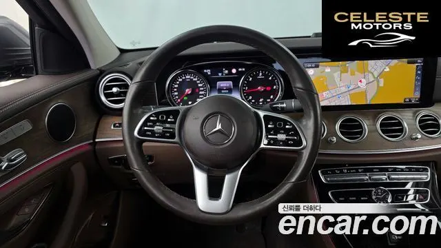 MERCEDES BENZ E-Classe W213 E220d 4MATIC Exclusive 2019 — photo 13 sur 20