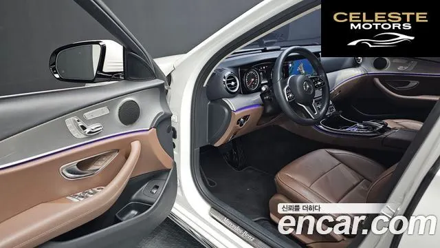 MERCEDES BENZ E-Classe W213 E300 Avantgarde 2019 — photo 11 sur 20