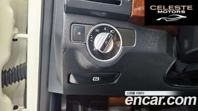 MERCEDES BENZ GLK-Classe X204 GLK220 CDI Premium 2011 — photo 17 sur 20