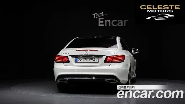 MERCEDES BENZ E-Classe W212 E350 Coupé 2014 — photo 4 sur 20