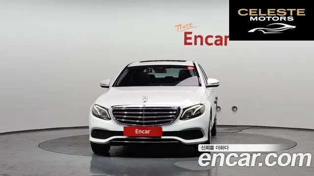 MERCEDES BENZ E-Classe W213 E220d 4MATIC Exclusive 2019 — photo 3 sur 20