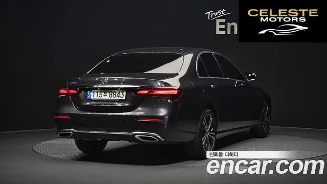 MERCEDES BENZ E-Classe W213 E250 Avantgarde 2021 — photo 2 sur 20