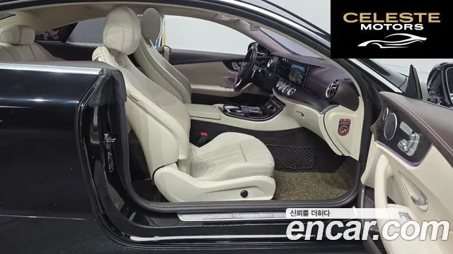 MERCEDES BENZ E-Classe W213 E220d Coupé 2017 — photo 11 sur 26