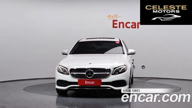 MERCEDES BENZ E-Classe W213 E300 Avantgarde 2020 — photo 3 sur 20