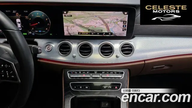MERCEDES BENZ E-Classe W213 E350 4MATIC Avantgarde 2021 — photo 15 sur 26