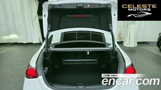 MERCEDES BENZ E-Classe W214 E300 4MATIC Exclusive 2025 — photo 20 sur 20