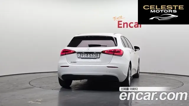 MERCEDES BENZ A-Classe W177 A220 Hatchback 2020 — photo 4 sur 20