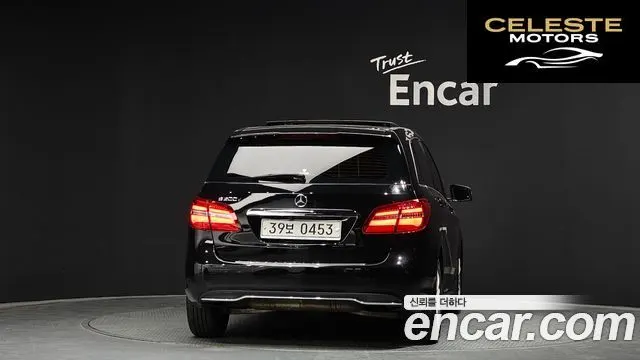 MERCEDES BENZ B-Classe W246 B200 d 2017 — photo 4 sur 20