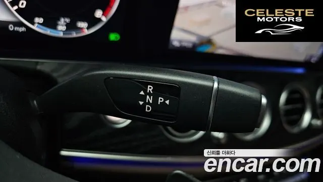 MERCEDES BENZ E-Classe W213 E300 4MATIC Avantgarde 2019 — photo 9 sur 20