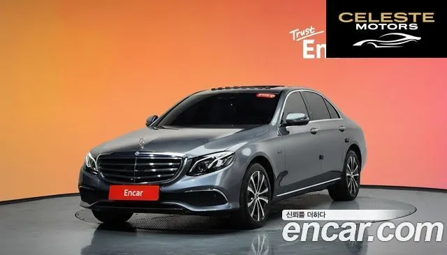 MERCEDES BENZ E-Classe W213 E300e 4MATIC Exclusive 2020 — photo 20 sur 20