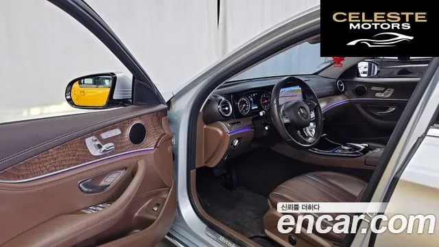 MERCEDES BENZ E-Classe W213 E220d Exclusive 2017 — photo 10 sur 20