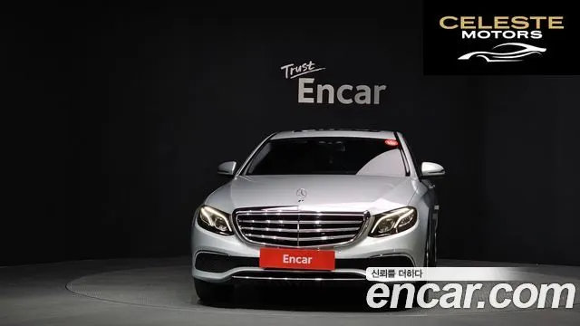 MERCEDES BENZ E-Classe W213 E220d Exclusive 2017 — photo 3 sur 20