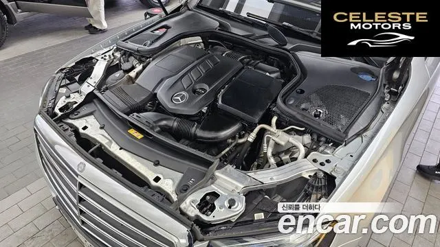 MERCEDES BENZ E-Classe W213 E220d Exclusive 2017 — photo 6 sur 20