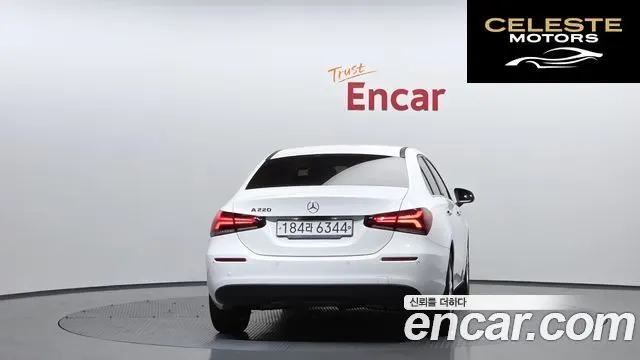 MERCEDES BENZ A-Classe W177 A220 Berline 2020 — photo 4 sur 20