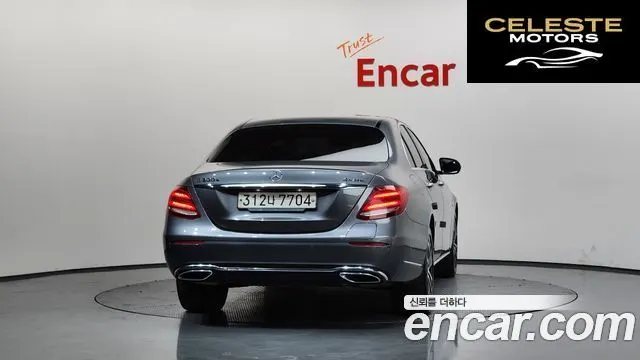 MERCEDES BENZ E-Classe W213 E300e 4MATIC Exclusive 2020 — photo 3 sur 20