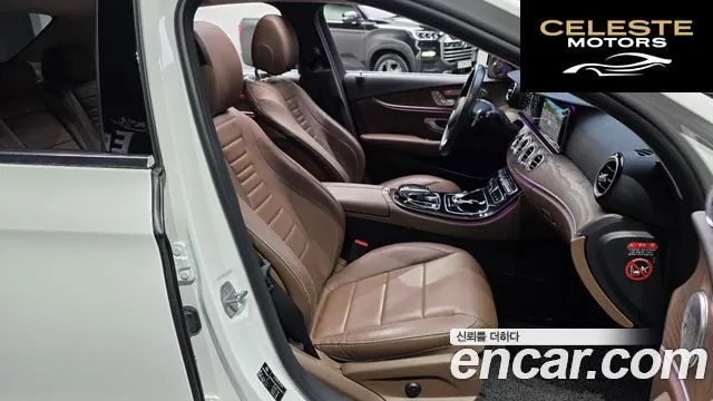 MERCEDES BENZ E-Classe W213 E300 Exclusive 2018 — photo 10 sur 26