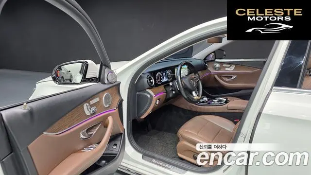 MERCEDES BENZ E-Classe W213 E300 Exclusive 2018 — photo 11 sur 26
