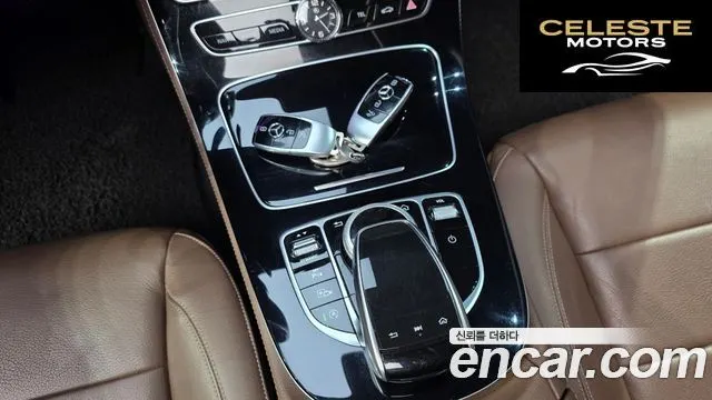 MERCEDES BENZ E-Classe W213 E300 Exclusive 2018 — photo 18 sur 26