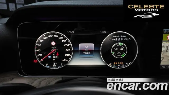 MERCEDES BENZ E-Classe W213 E300 Exclusive 2018 — photo 8 sur 26