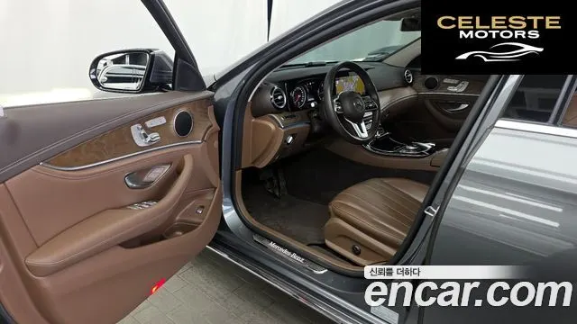MERCEDES BENZ E-Classe W213 E220d 4MATIC Exclusive 2019 — photo 10 sur 20