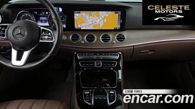 MERCEDES BENZ E-Classe W213 E220d 4MATIC Exclusive 2019 — photo 14 sur 20