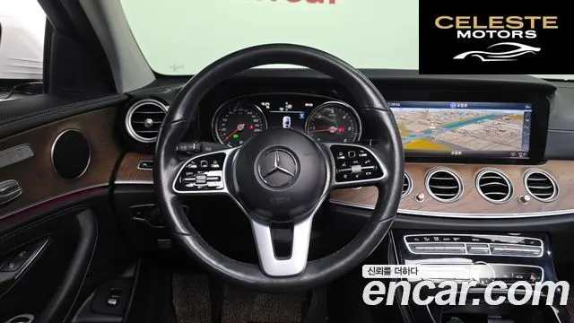 MERCEDES BENZ E-Classe W213 E220d Exclusive 2019 — photo 13 sur 20