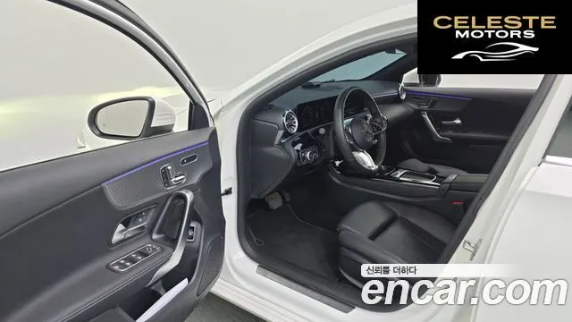 MERCEDES BENZ A-Classe W177 A220 Berline 2024 — photo 10 sur 20
