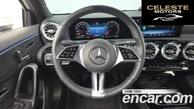 MERCEDES BENZ A-Classe W177 A220 Berline 2024 — photo 13 sur 20