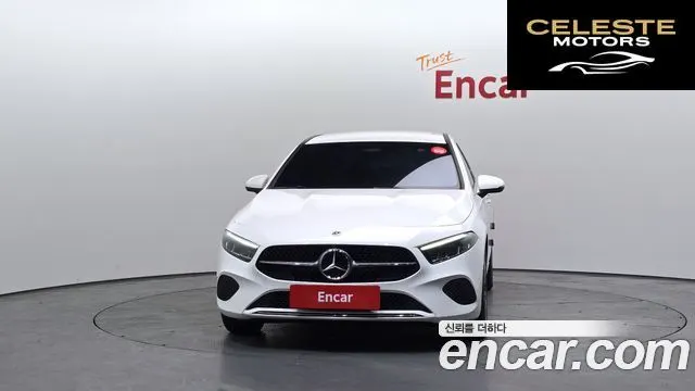 MERCEDES BENZ A-Classe W177 A220 Berline 2024 — photo 3 sur 20