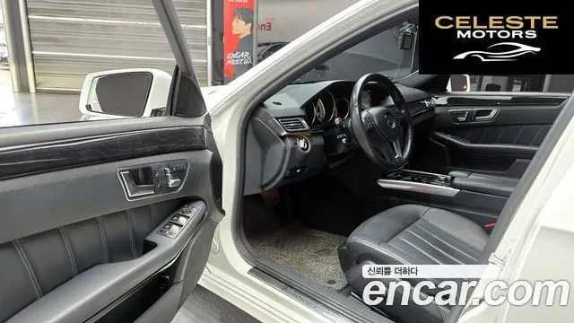 MERCEDES BENZ E-Classe W212 E220 Avantgarde 2016 — photo 11 sur 20