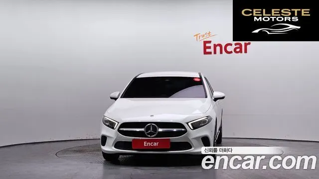 MERCEDES BENZ A-Classe W177 A220 Berline 2023 — photo 3 sur 26