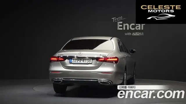 MERCEDES BENZ E-Classe W213 E350 4MATIC Avantgarde 2022 — photo 4 sur 20