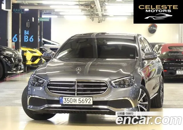 MERCEDES BENZ E-Classe W213 E300e 4MATIC Exclusive 2021 — photo 22 sur 26