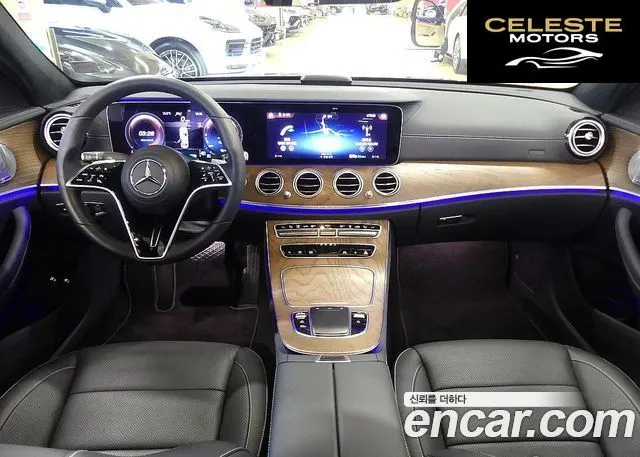 MERCEDES BENZ E-Classe W213 E300e 4MATIC Exclusive 2021 — photo 4 sur 26