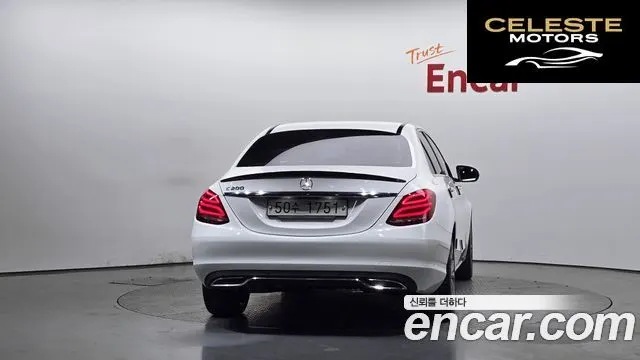 MERCEDES BENZ C-Classe W205 C200 Avantgarde 2018 — photo 3 sur 20