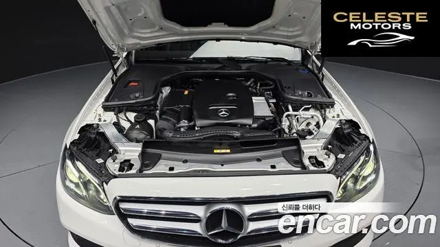 MERCEDES BENZ E-Classe W213 E200 Avantgarde 2018 — photo 6 sur 20